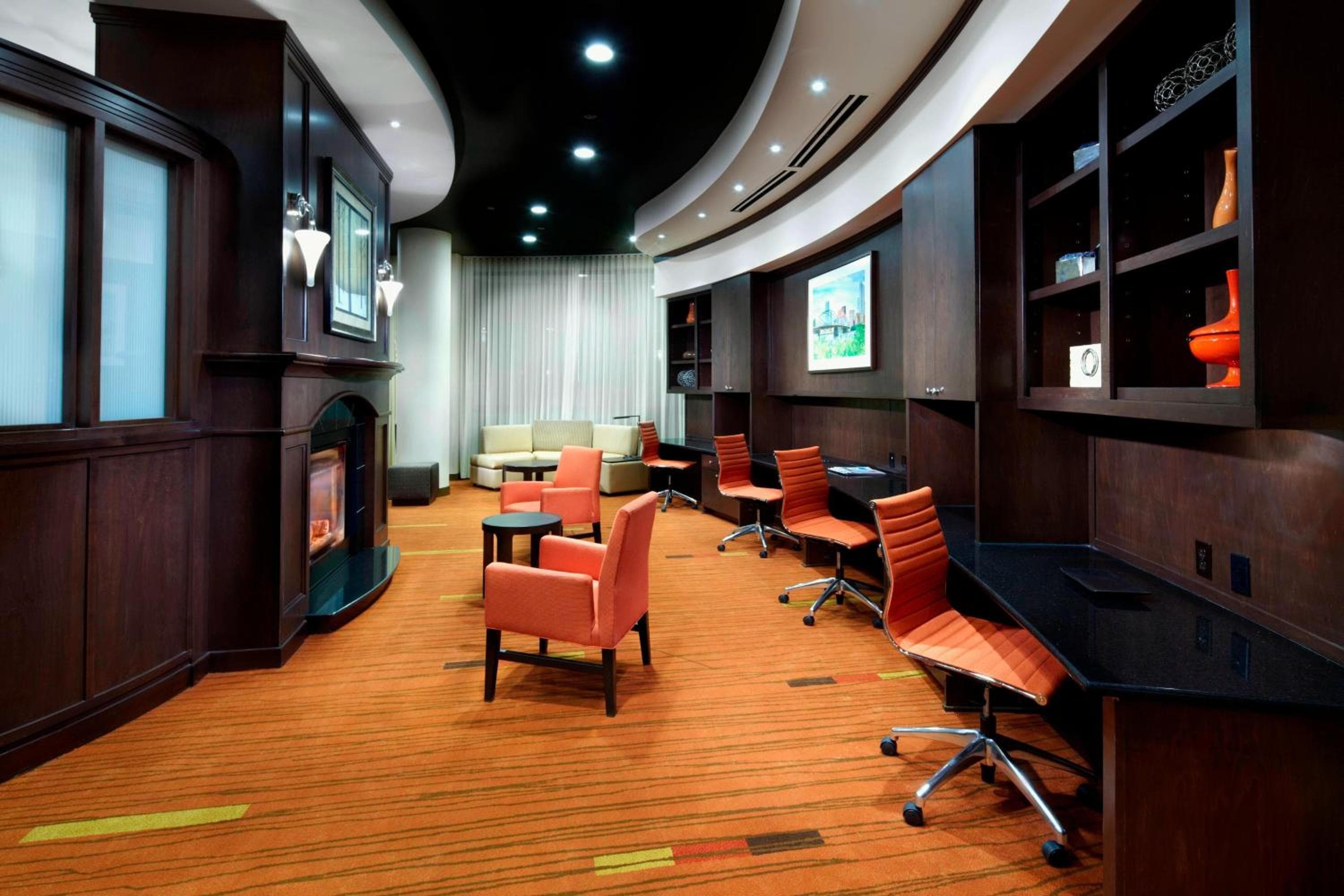 Courtyard by Marriott Pittsburgh West Homestead Waterfront