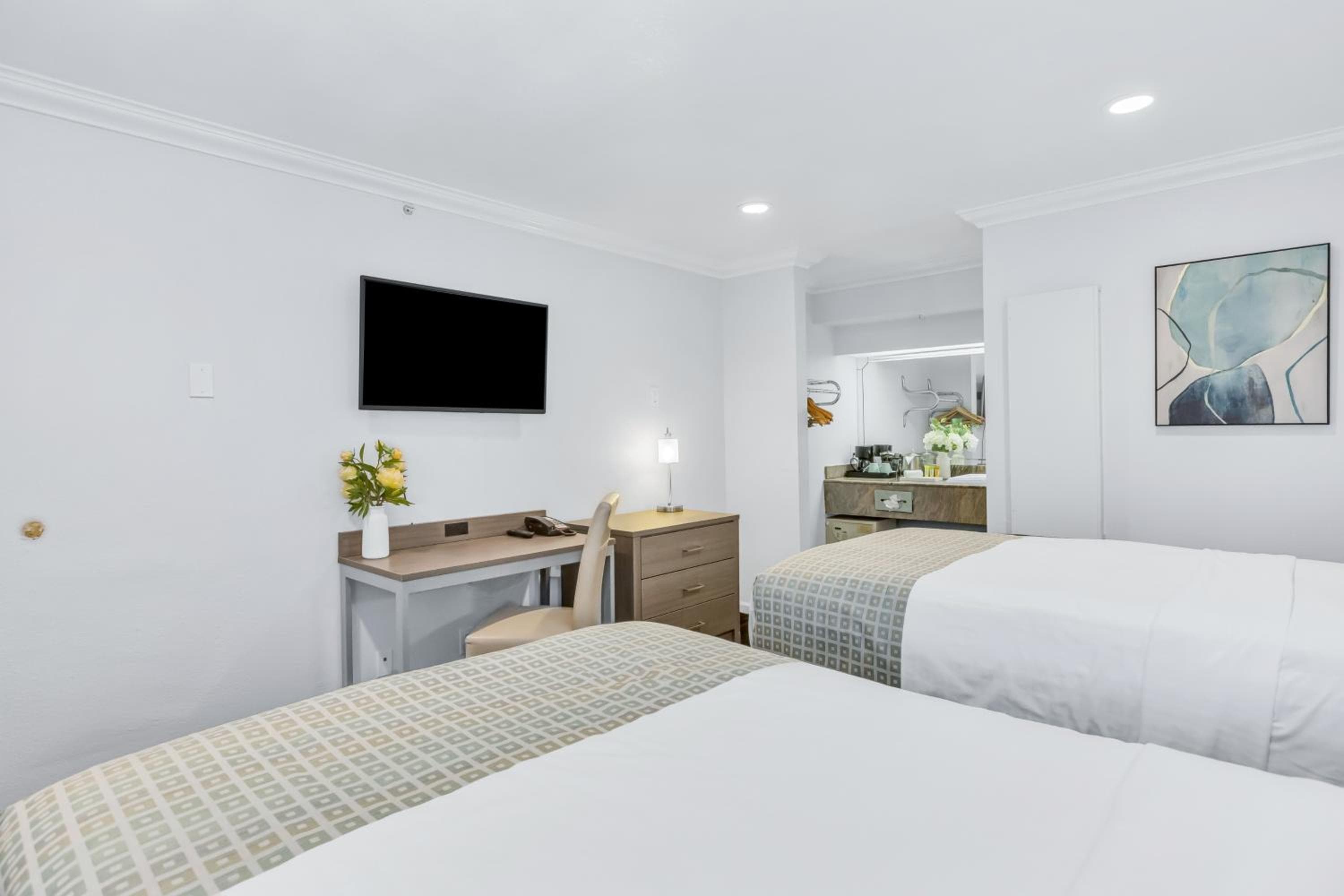 Napa Valley Hotel and Suites