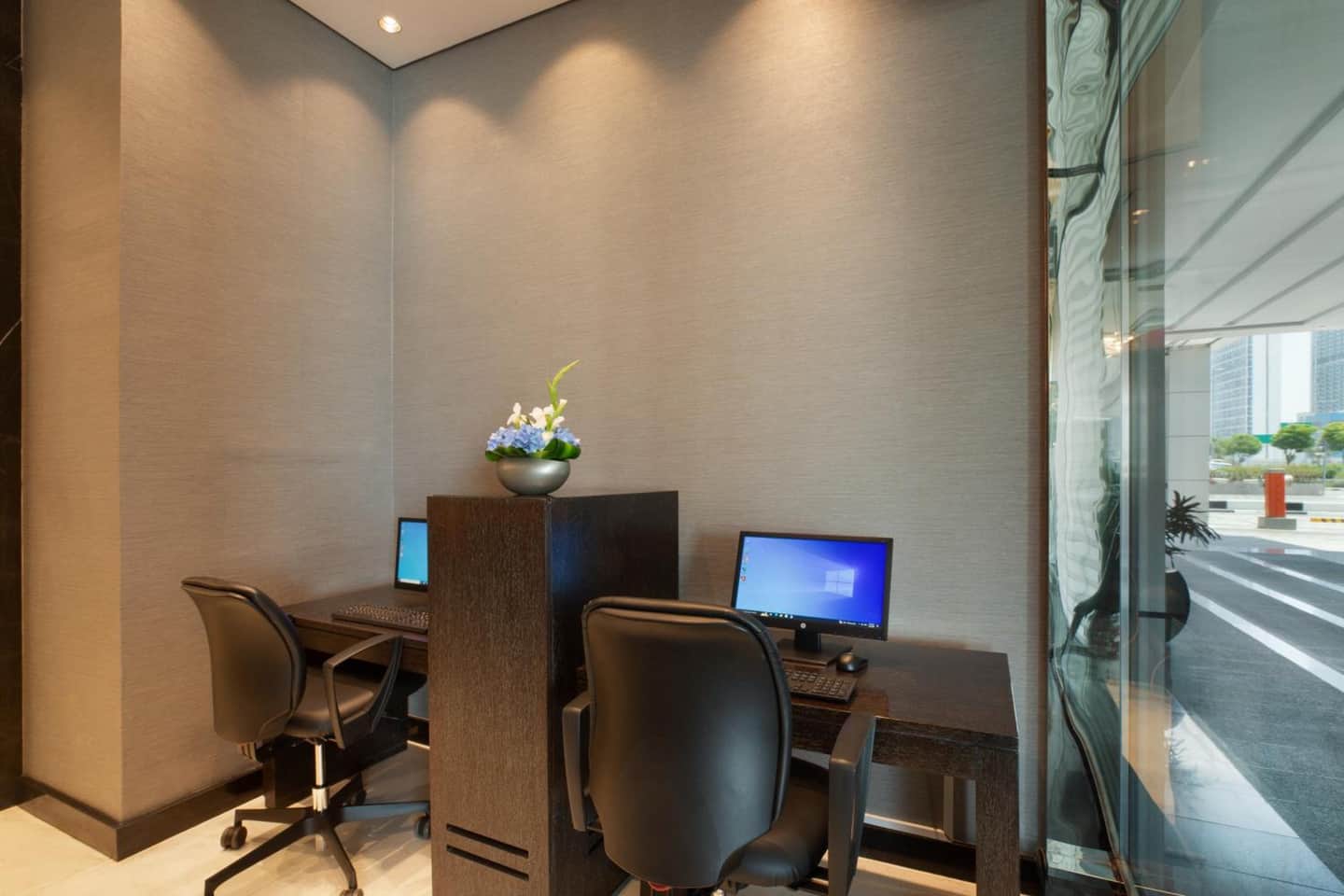 Royal Continental Suites Business Bay