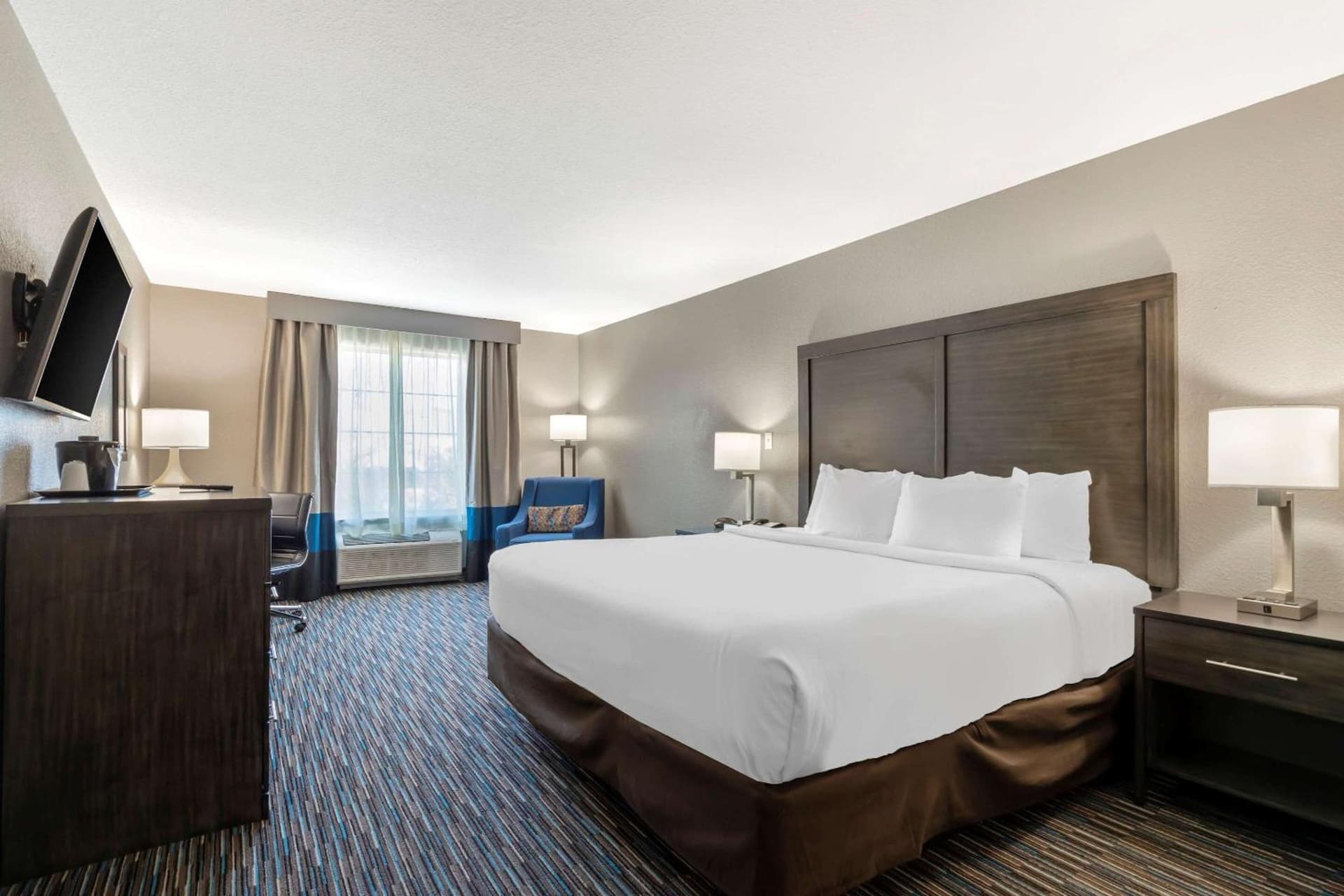 Comfort Inn & Suites Near Medical Center San Antonio