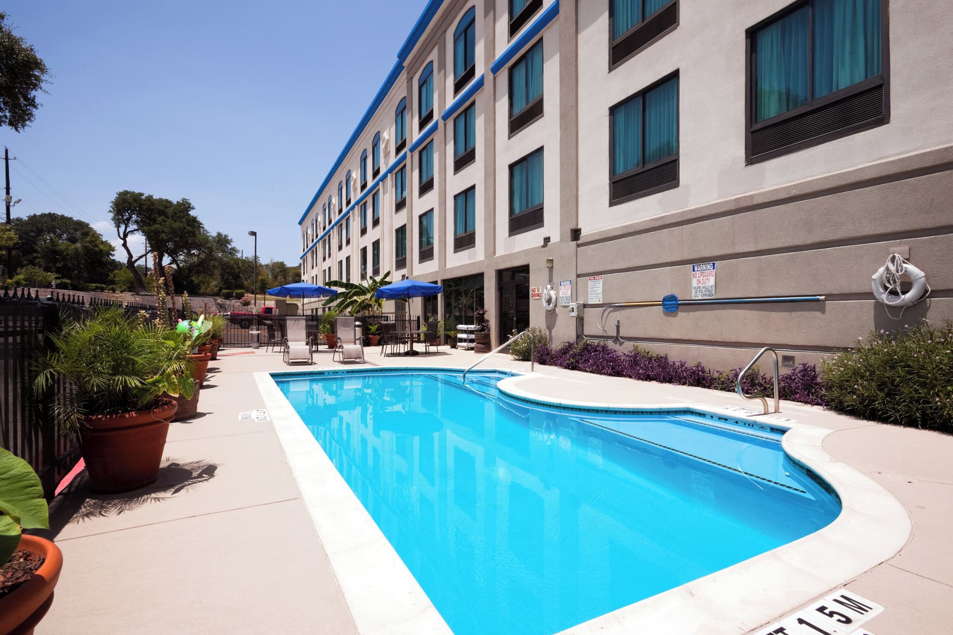 Holiday Inn Express & Suites Austin North Central by IHG