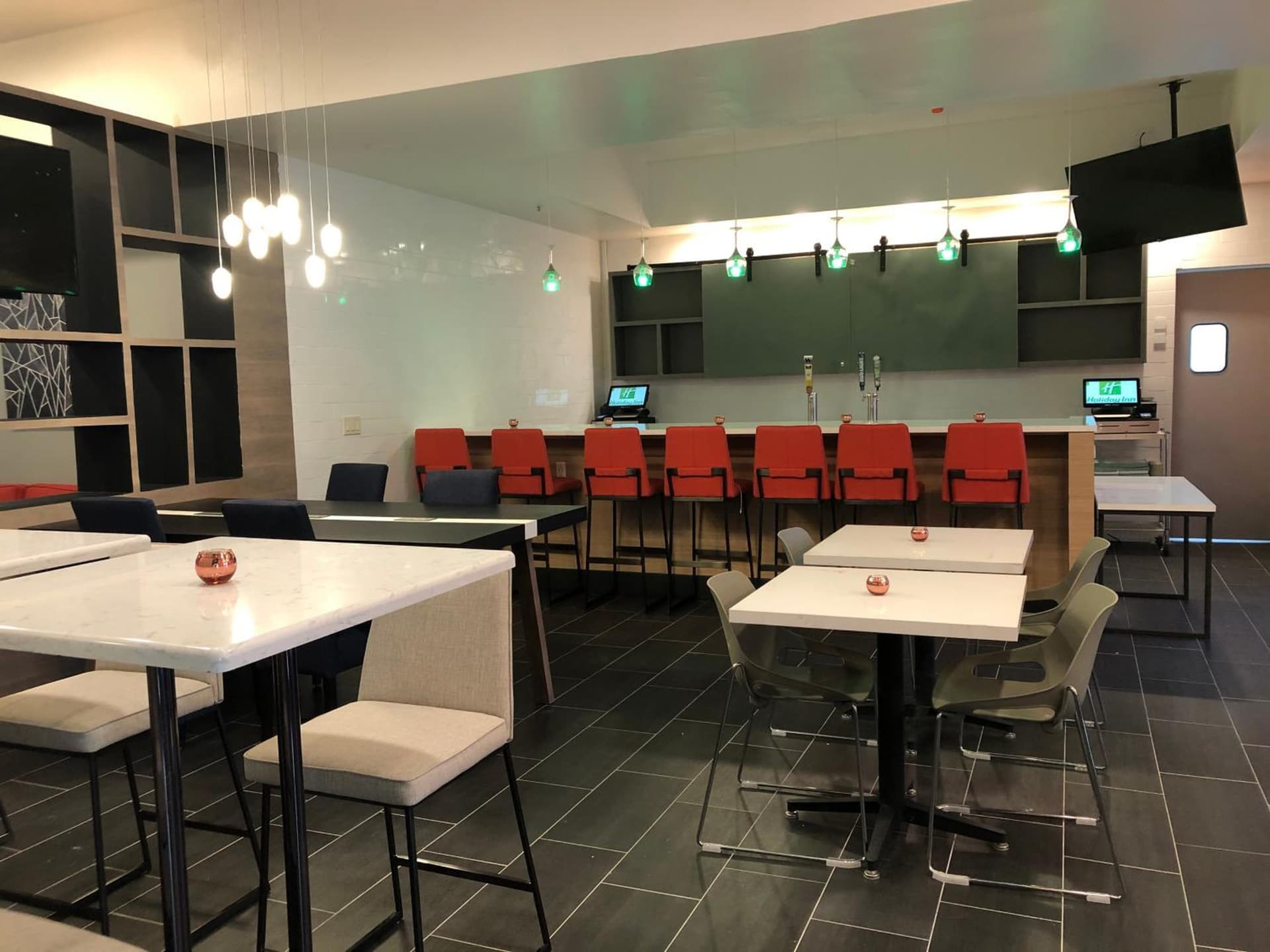 Holiday Inn & Suites Bothell by IHG