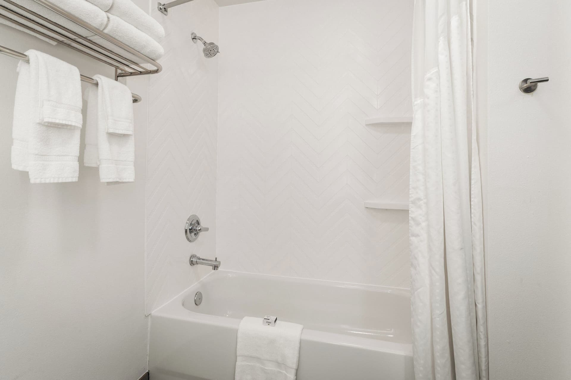 Holiday Inn & Suites Bothell by IHG