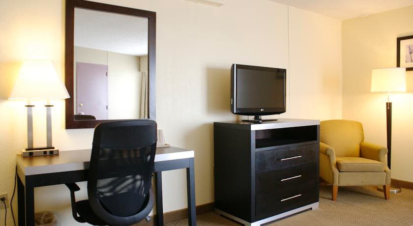 Ramada Philadelphia City Center Hotel