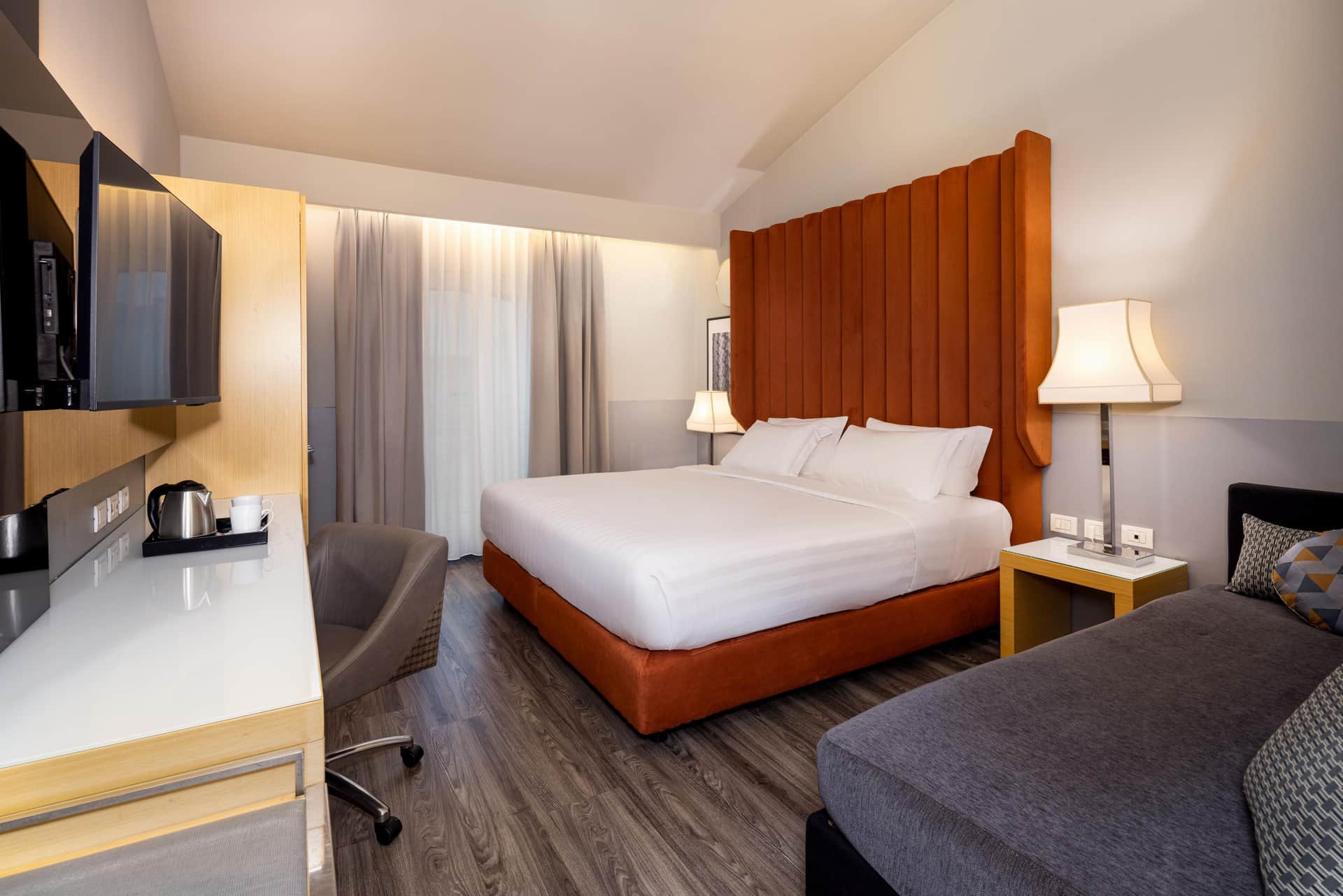 Holiday Inn Milan Garibaldi Station