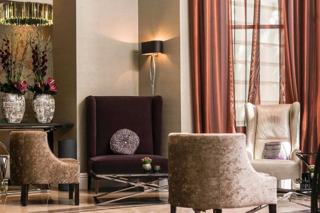 Hotel Xenia Autograph Collection