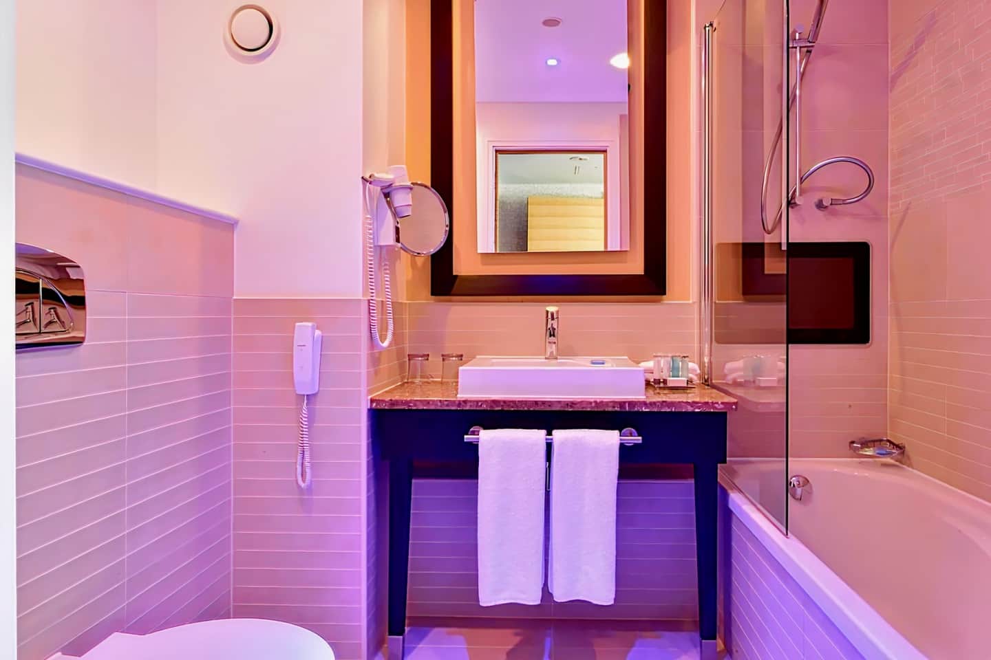 Pestana Chelsea Bridge Hotel